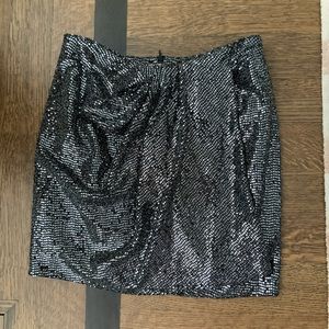 NEW-YEARS PARTY Sequin ZARA sparkly Silver Skirt Women’s size 28”